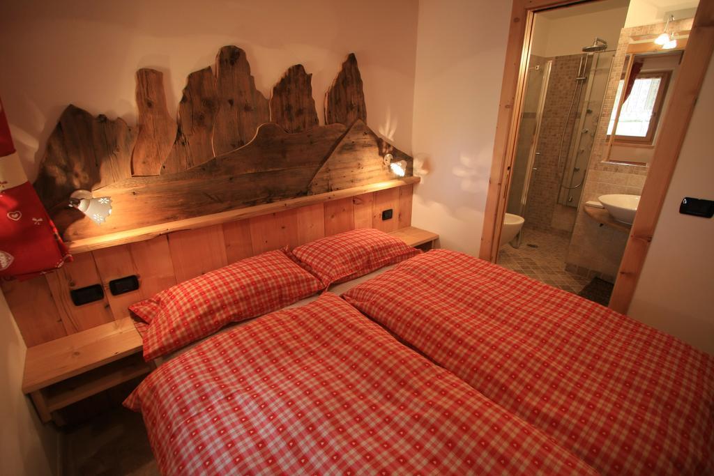 Chalet Pian Кампитело ди Фаса Стая снимка