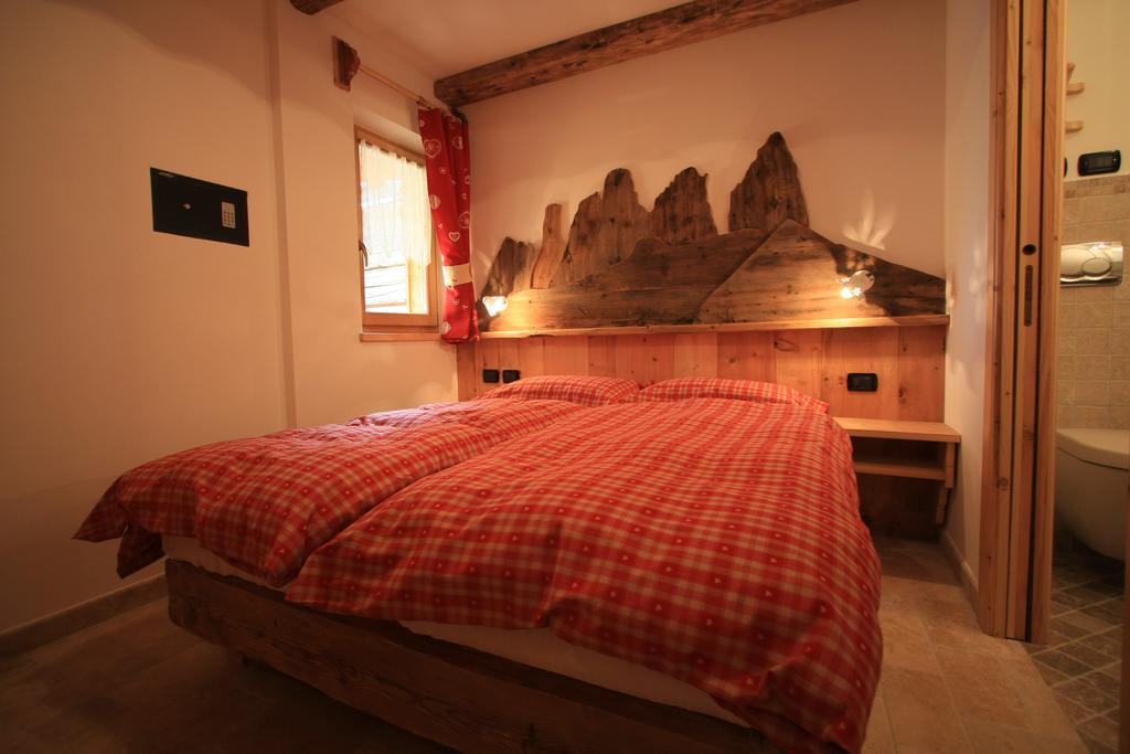 Chalet Pian Кампитело ди Фаса Стая снимка